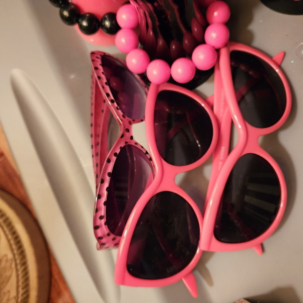 Pink n black party